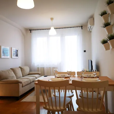 Filinhome Dusana 3-bedroom شقة